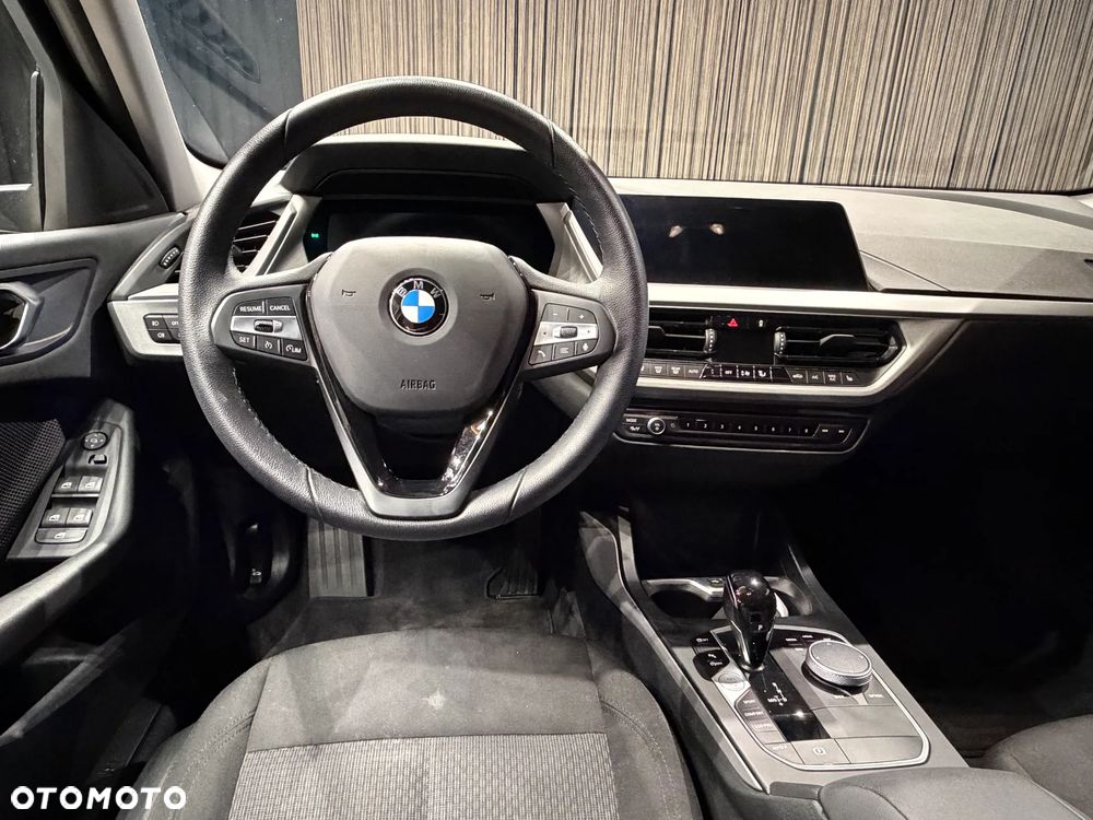 BMW Seria 1 118i Advantage - 10