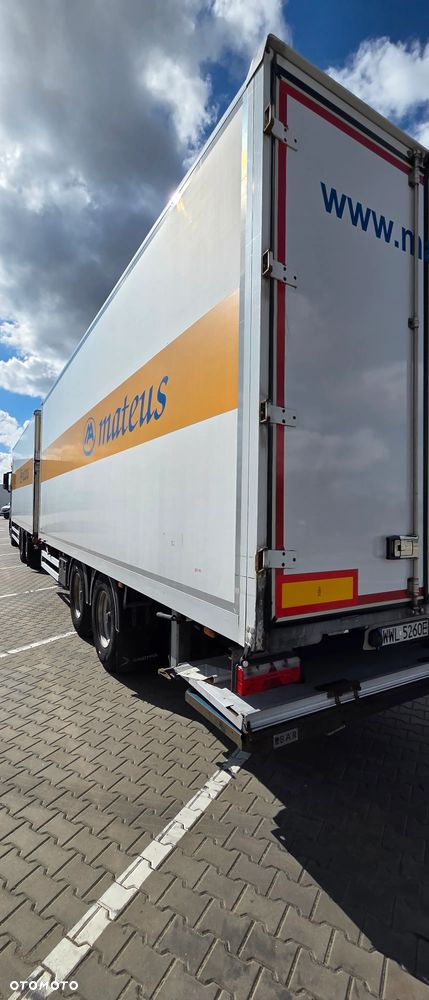Mercedes-Benz Actros - 15