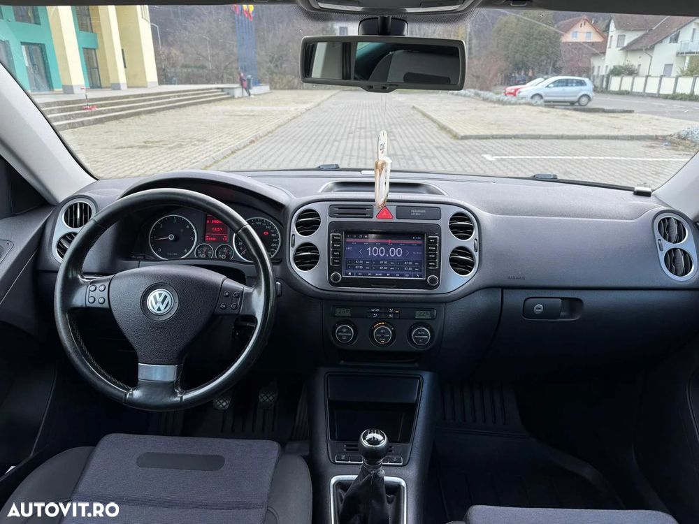 Volkswagen Tiguan 2.0 TDI DPF 4Motion Team - 16