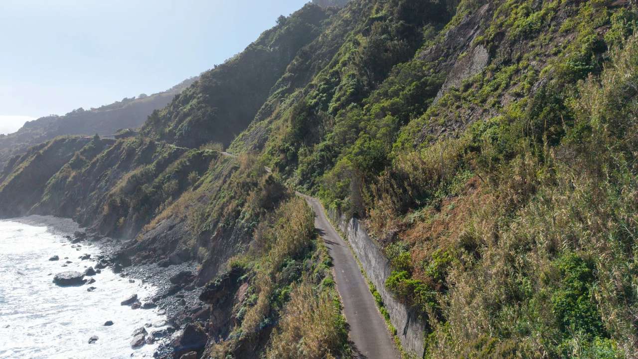 Terreno Misto junto ao Mar no Faial - Grande imagem: 4/5