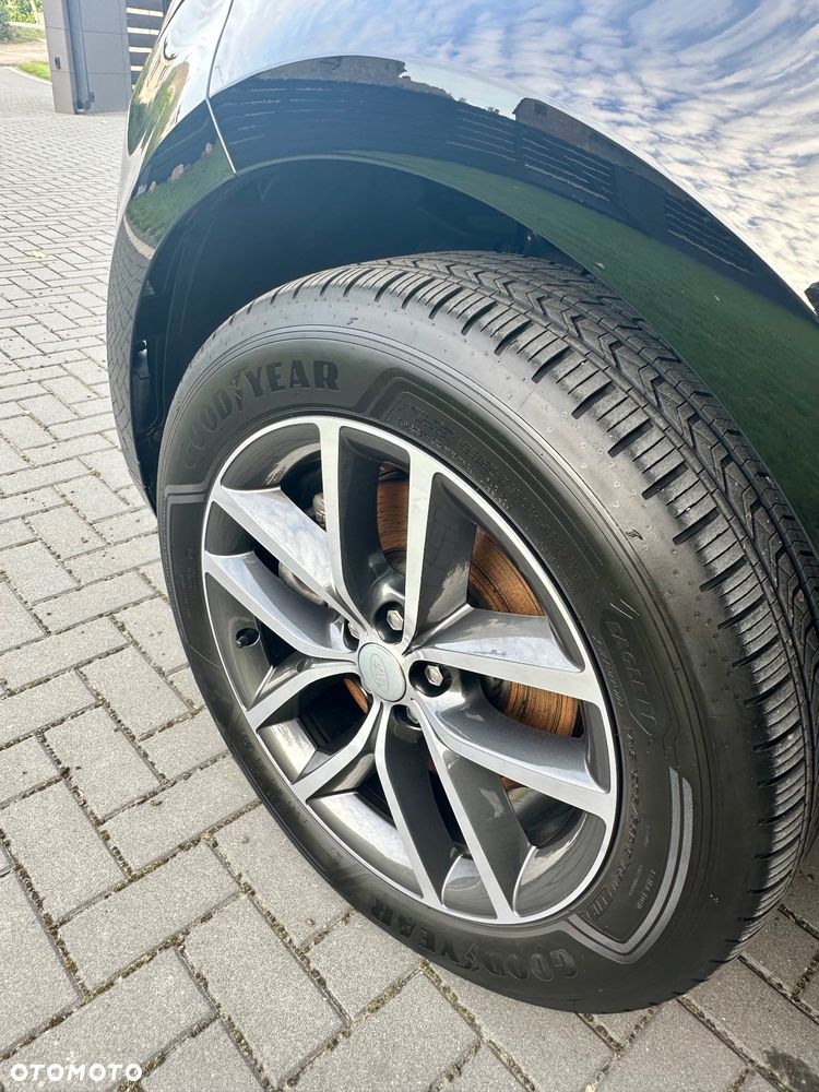 Land Rover Range Rover Evoque - 24