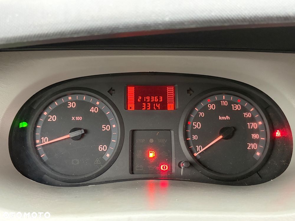 Renault Trafic - 11