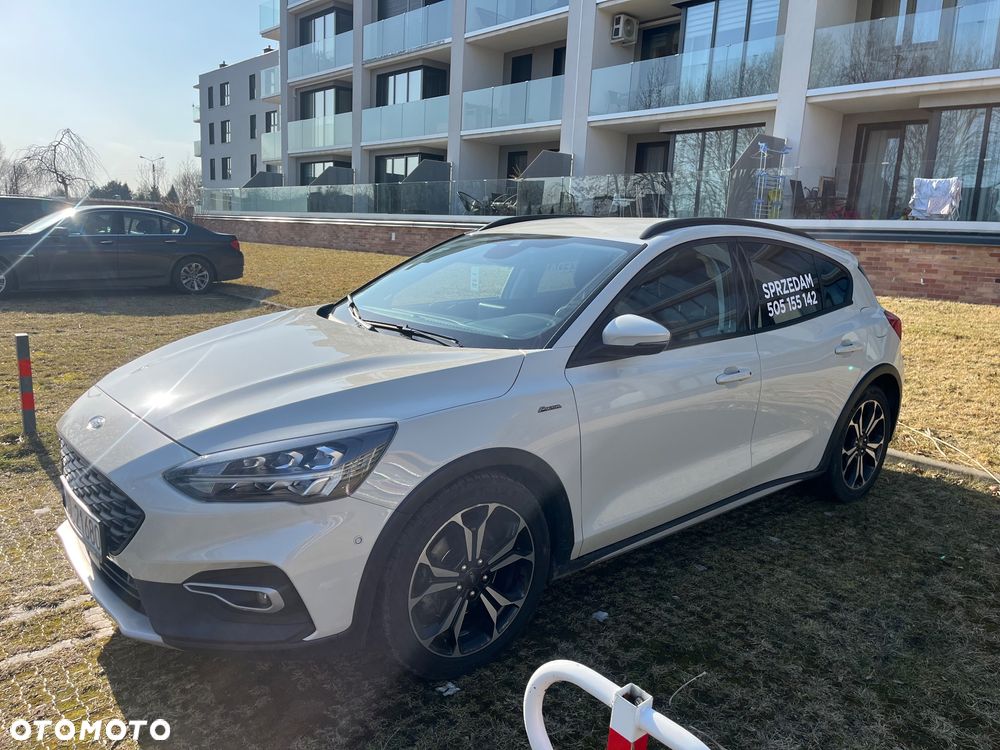 Ford Focus 1.0 EcoBoost Active - 3