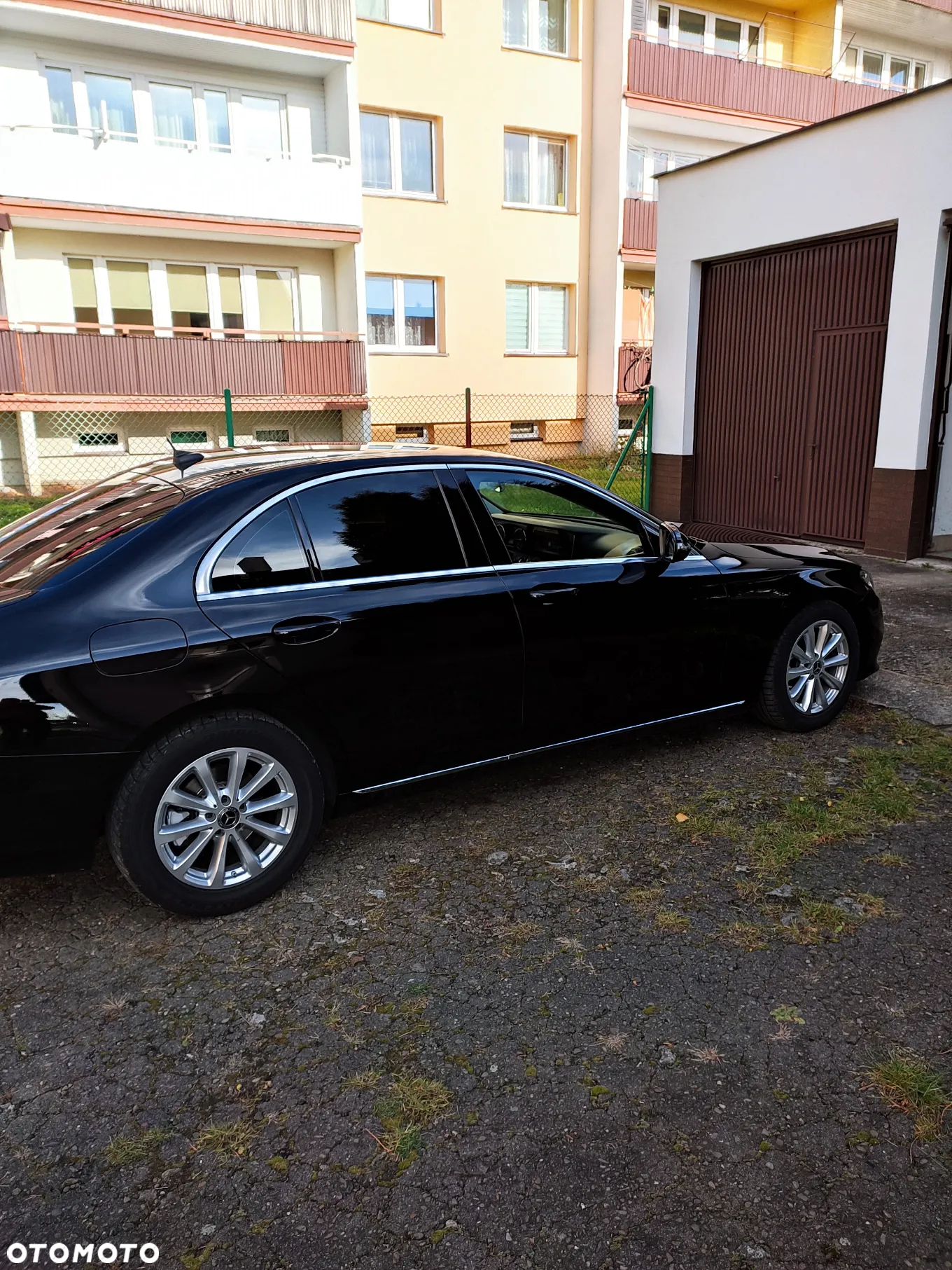 Mercedes-Benz Klasa E 200 d 9G-TRONIC - 2