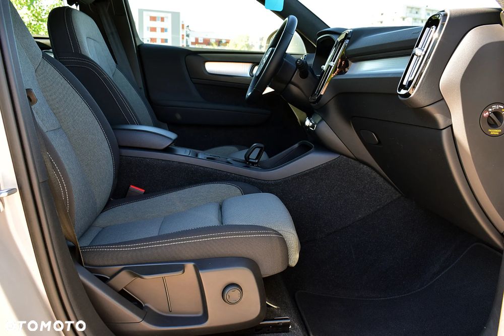 Volvo XC 40 B3 Core - 8
