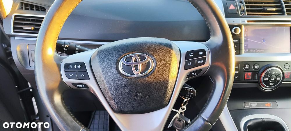 Toyota Verso 2.0 D-4D Active 7os - 29