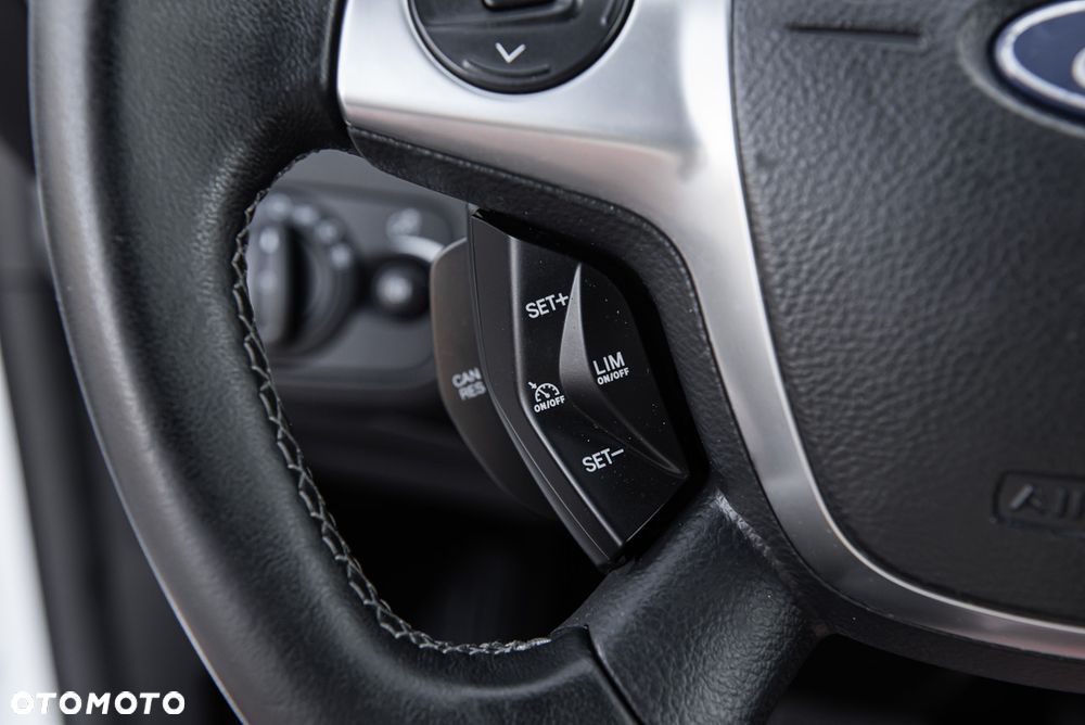 Ford Kuga 1.5 EcoBoost 4WD Titanium - 28