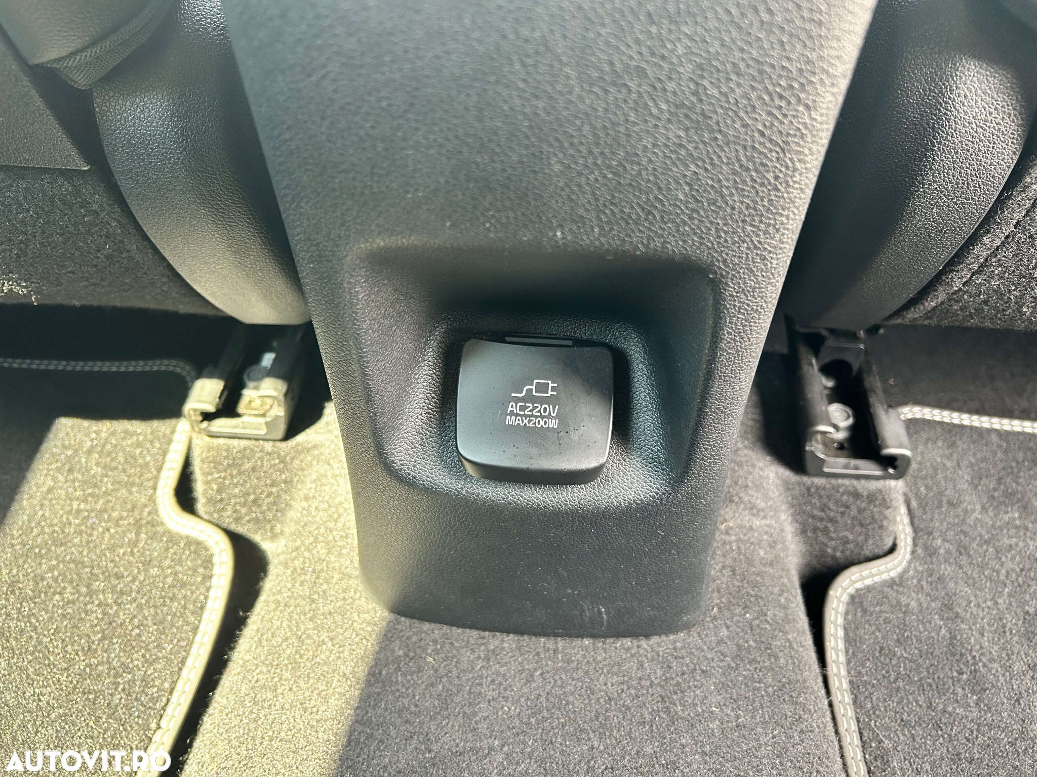 Kia Niro 1.6 GDI 6DCT PHEV Comfort - 23