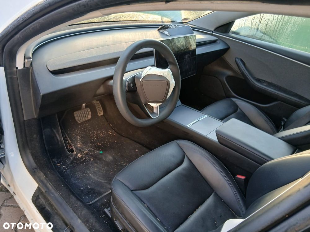 Tesla Model 3 RWD - 19