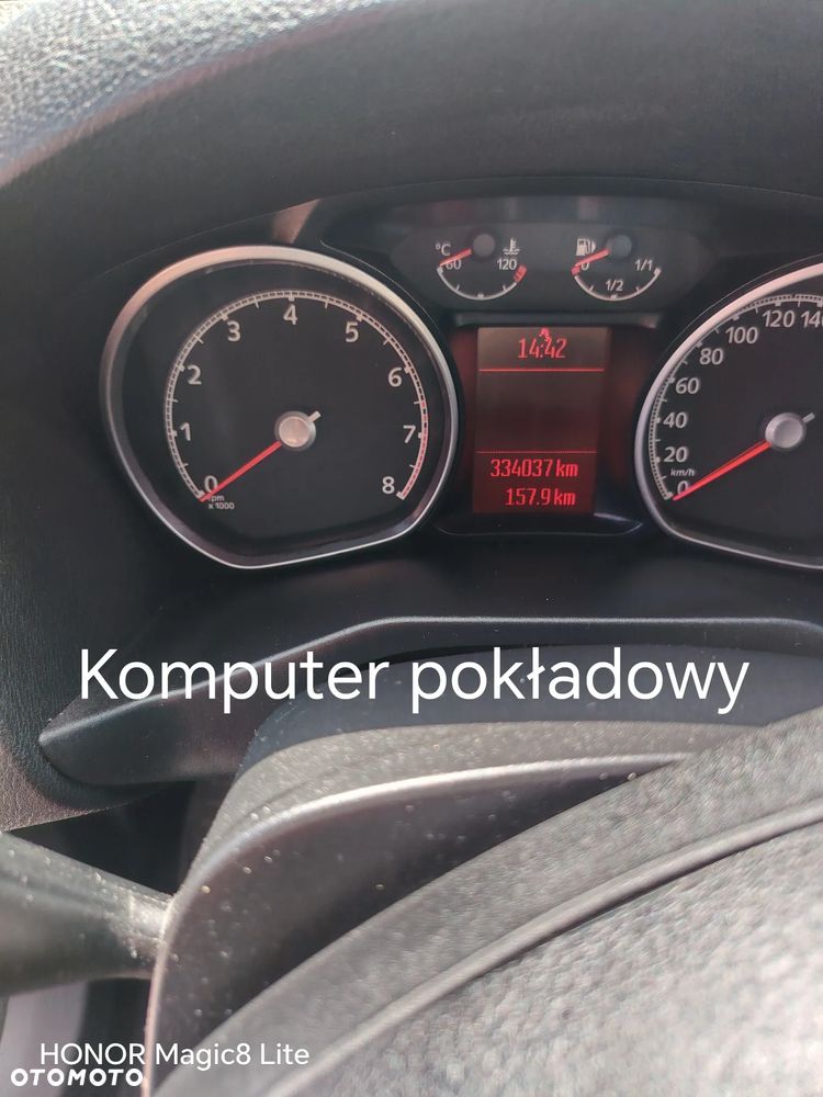 Ford Mondeo 2.0 Ghia - 10