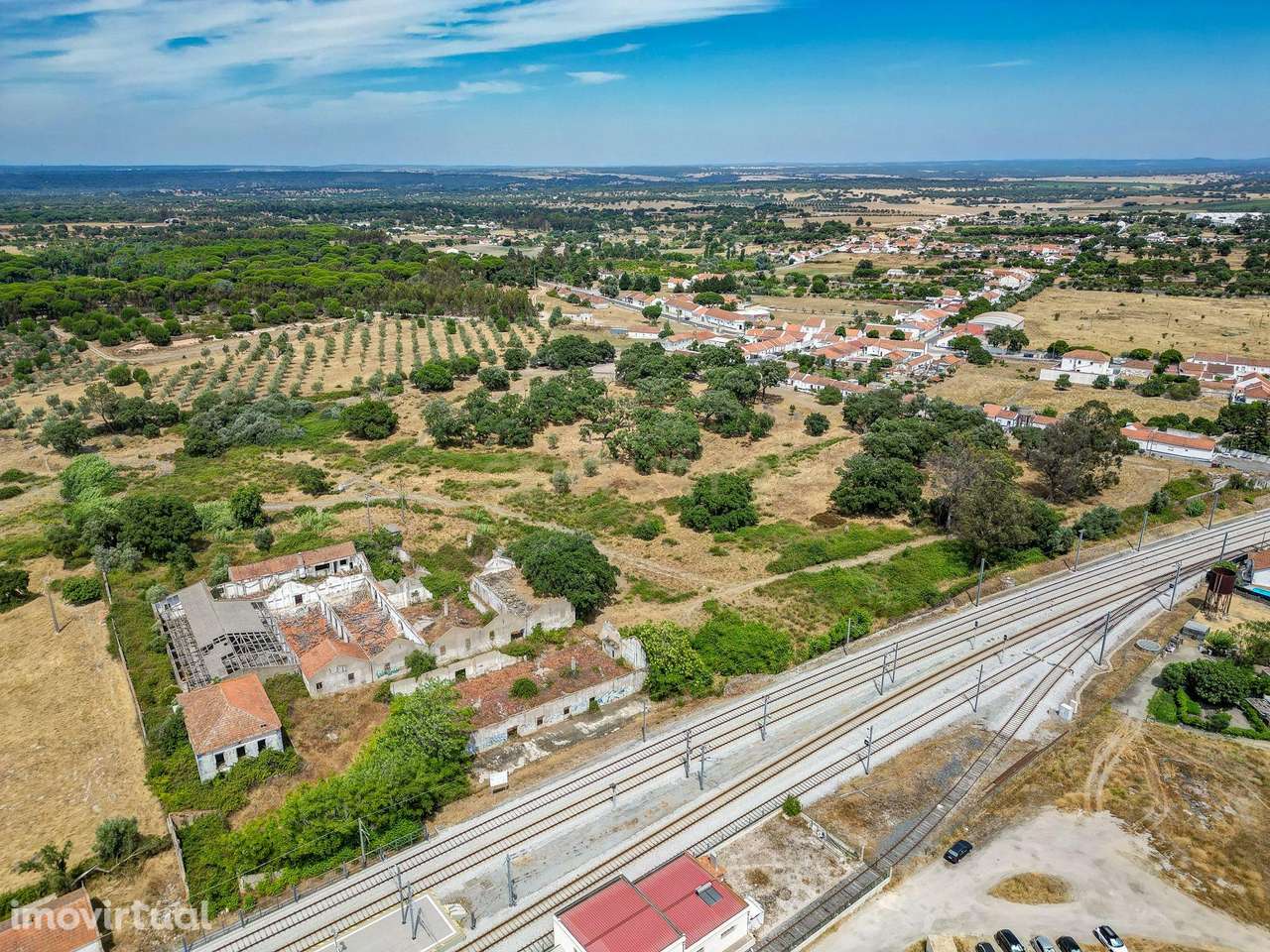 Quinta com 62.417m² e 4.541m² ABC, centro de Vendas Novas, a 1h de Lis - Grande imagem: 3/31