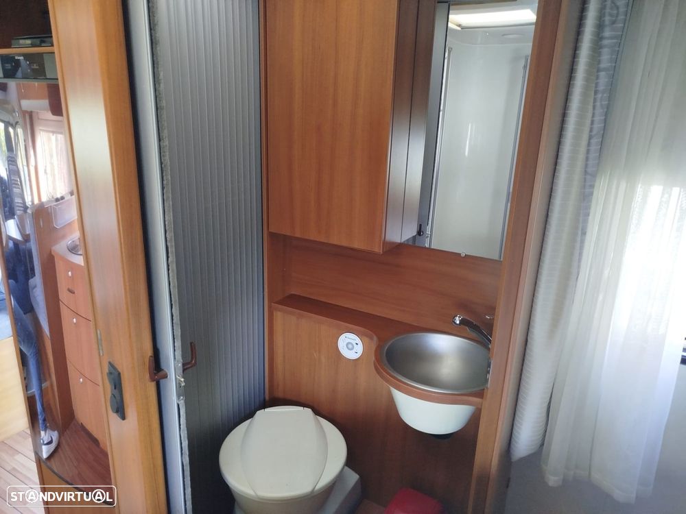 Knaus Südwind Sky wave.  Cama basculante E SUÍTE - 20