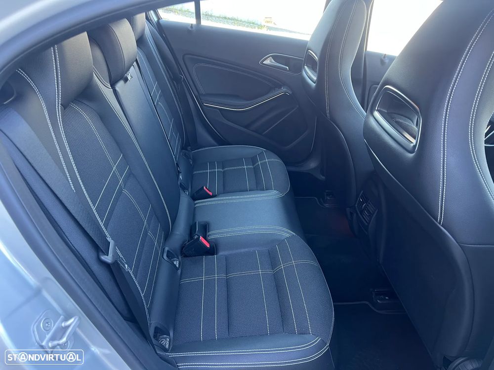 Mercedes-Benz A 180 CDI 7G DCT - 25