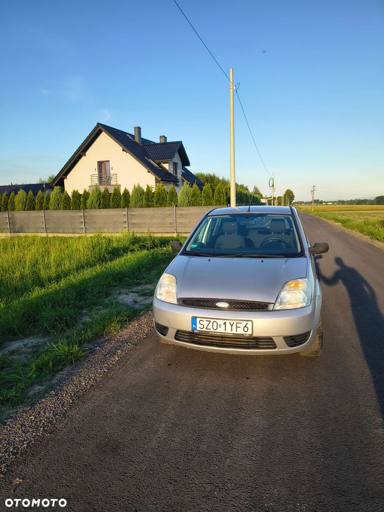 Ford Fiesta 1.3 Gold X - 4