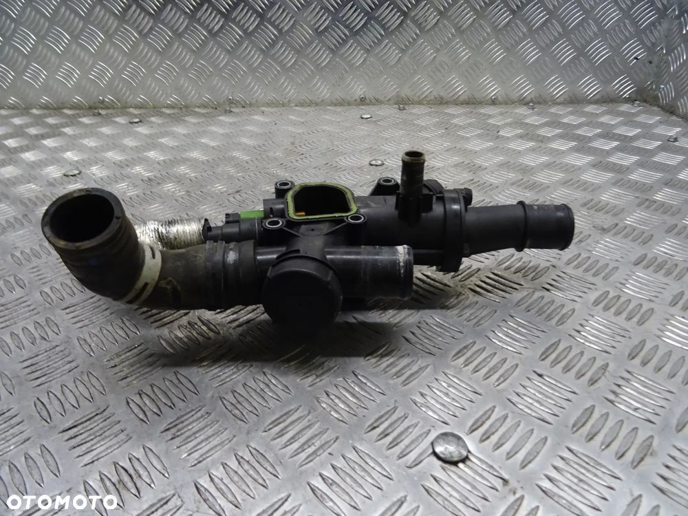 FORD KUGA MK1 08-13 2.0 TDCI 140KM OBUDOWA TERMOSTATU 9656182980 - 1