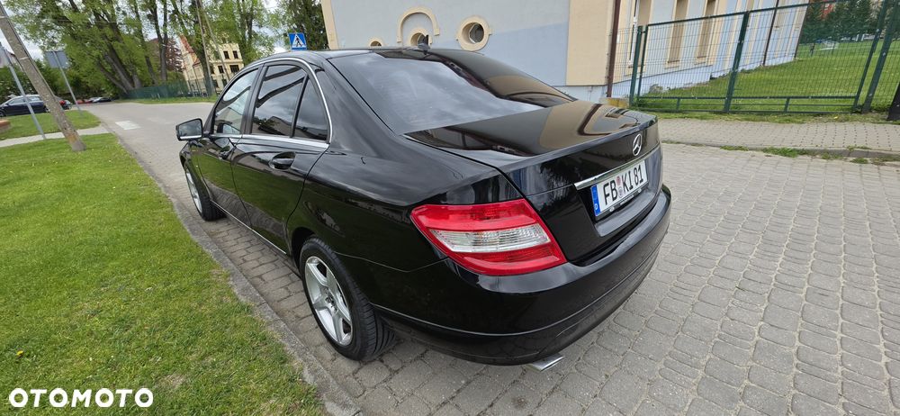 Mercedes-Benz Klasa C 180 BlueEFFICIENCY - 7