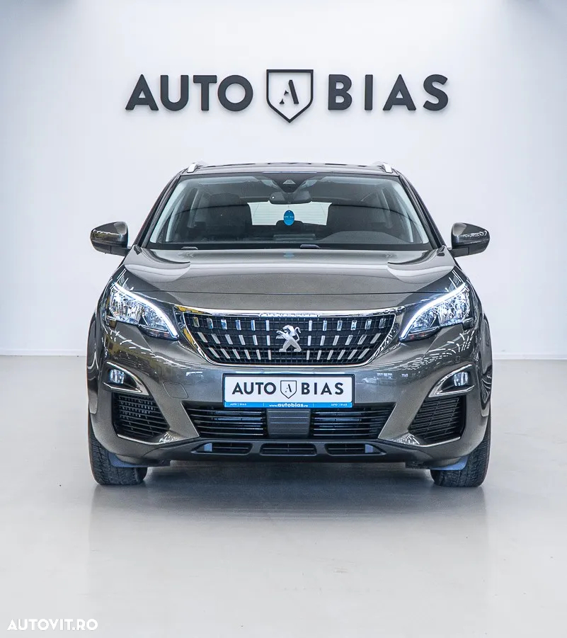 Peugeot 3008 1.2 PureTech Turbo S&S EAT8 Allure - 22