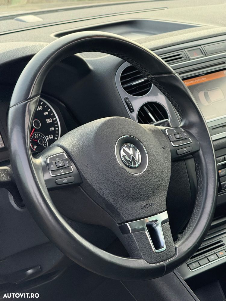 Volkswagen Tiguan - 15