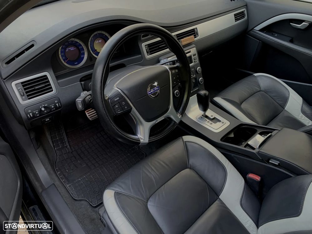 Volvo V70 2.0 D3 R-Design S/S Geartronic - 5