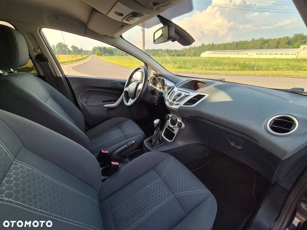 Ford Fiesta 1.25 Titanium - 21