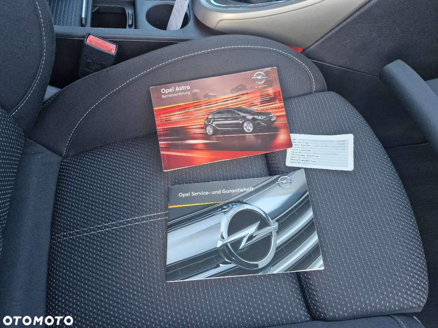 Opel Astra - 32
