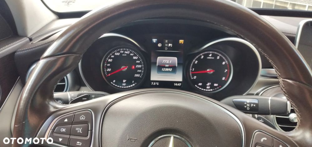Mercedes-Benz Klasa C 200 4-Matic 7G-TRONIC - 2