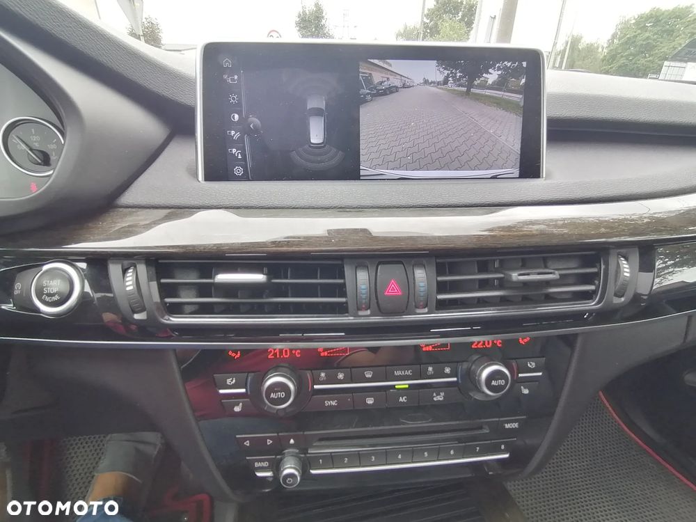 BMW X5 xDrive35i - 39