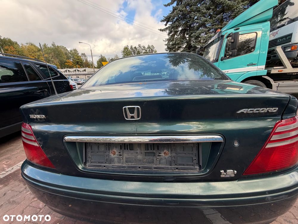 Honda Accord 1999 kolor: RU77 klapa bagażnika