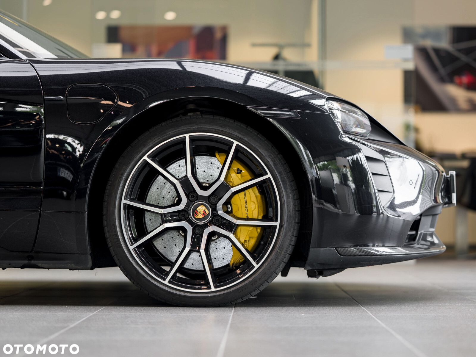 Porsche Taycan Turbo S Sport Turismo - 28