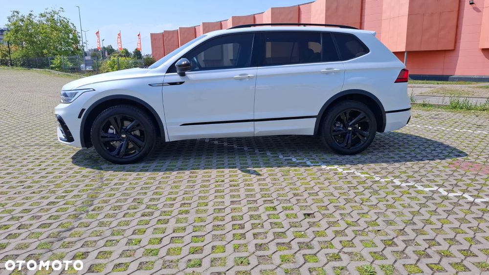 Volkswagen Tiguan - 16