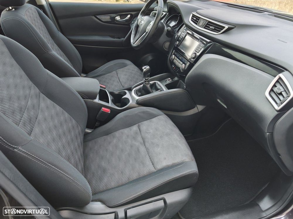 Nissan Qashqai 1.5 dCi N-Connecta - 15