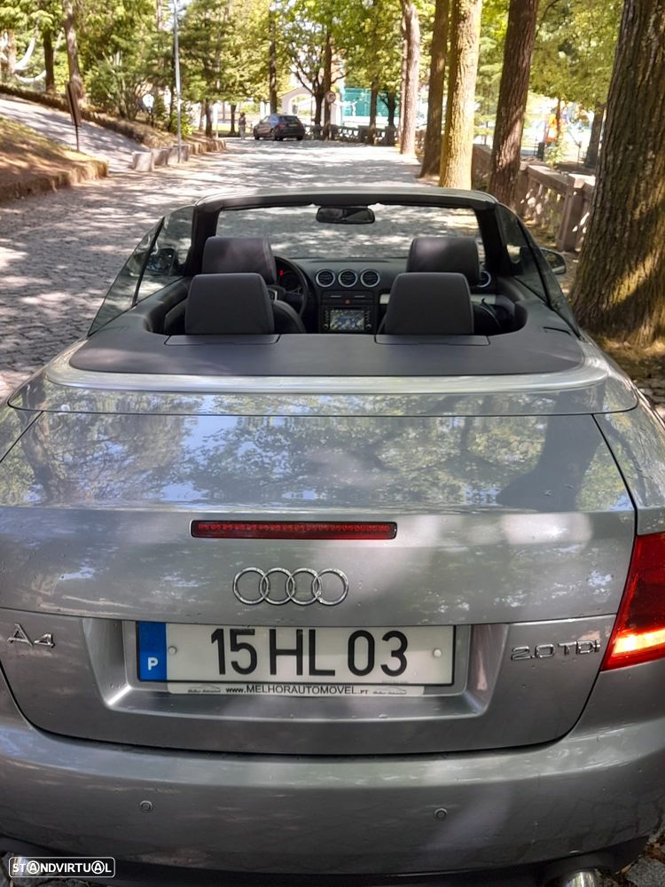Audi A4 Cabrio 2.0 TDI S-line - 8