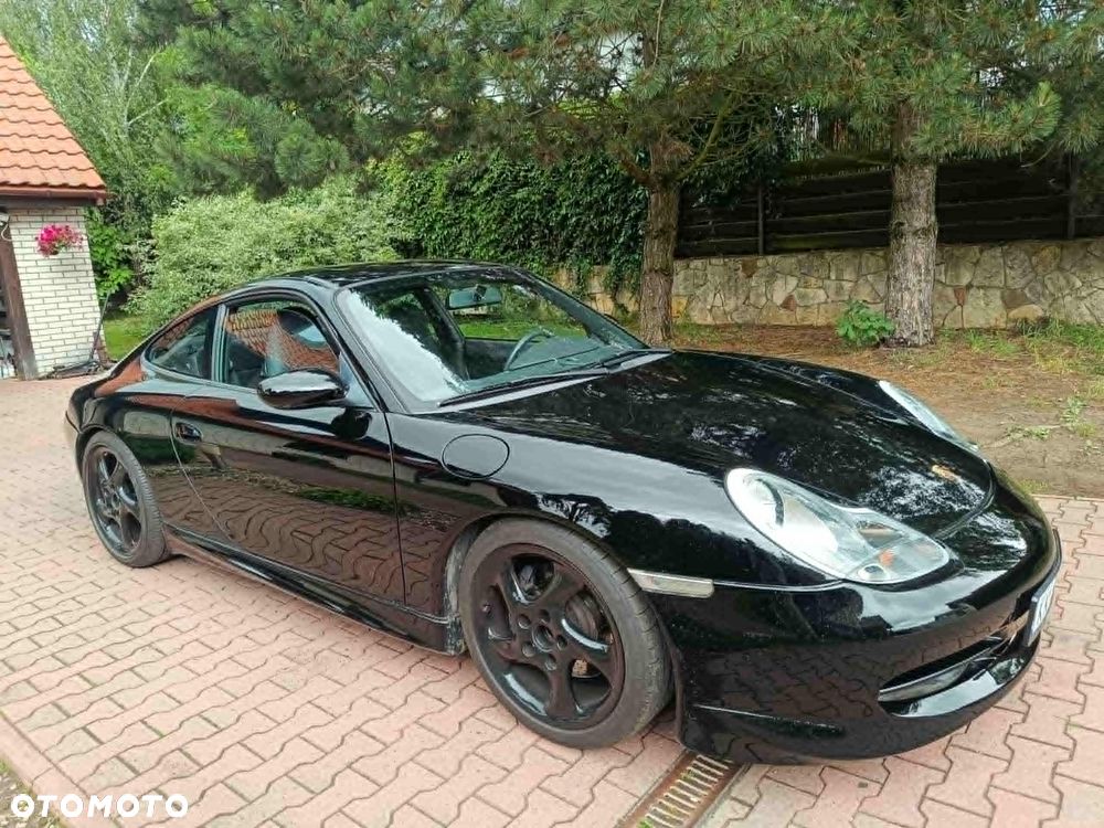 Porsche 911 Carrera - 7