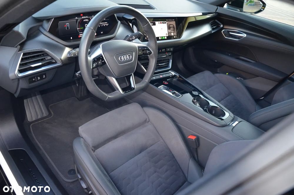 Audi e-tron GT 60 93kWh Quattro - 17