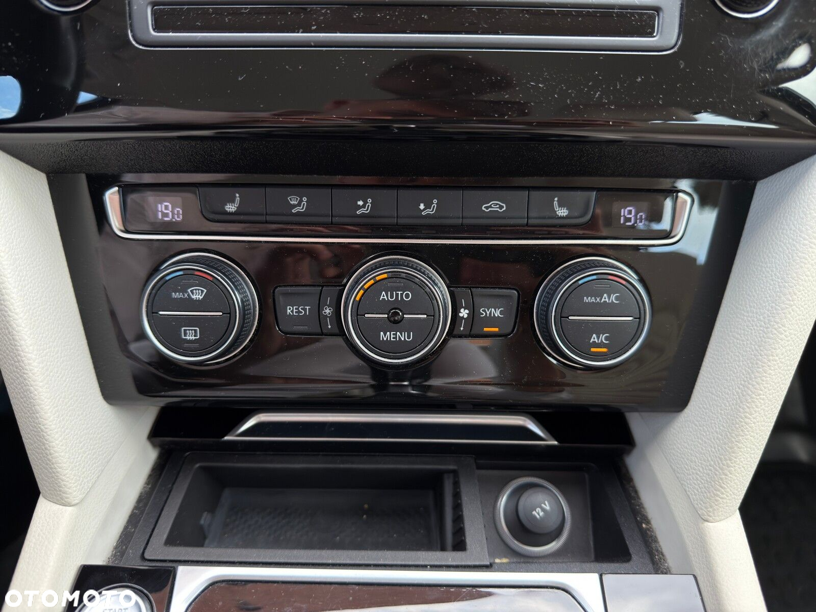 Volkswagen Passat 1.8 TSI BMT Highline DSG - 24
