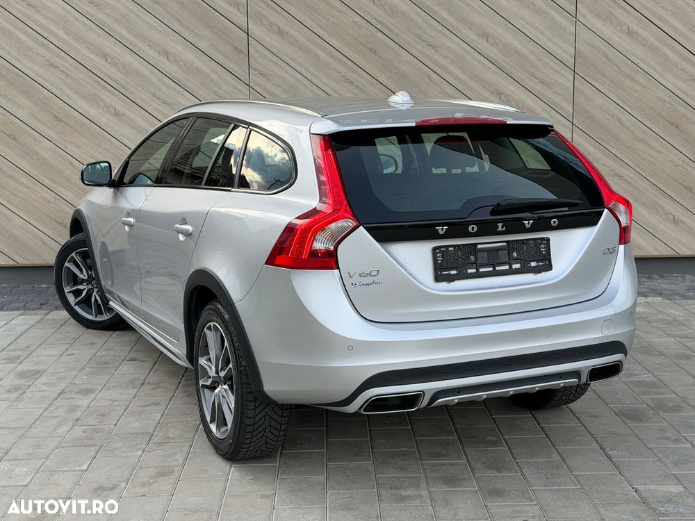 Volvo V60 ver-d3-geartronic-momentum-pro - 29