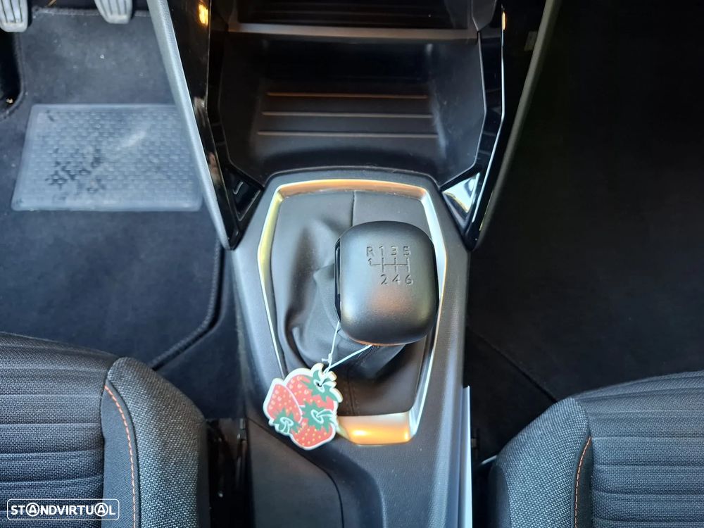 Peugeot 2008 1.2 PureTech Allure Pack - 35