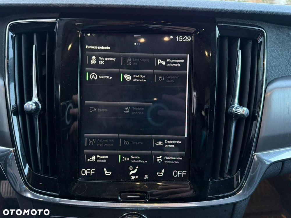 Volvo V90 T5 Momentum - 29