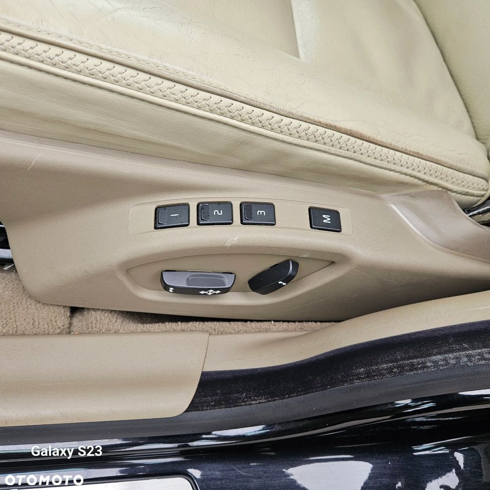 Volvo XC 70 D4 Geartronic Momentum - 17