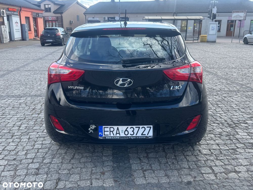 Hyundai i30 - 11