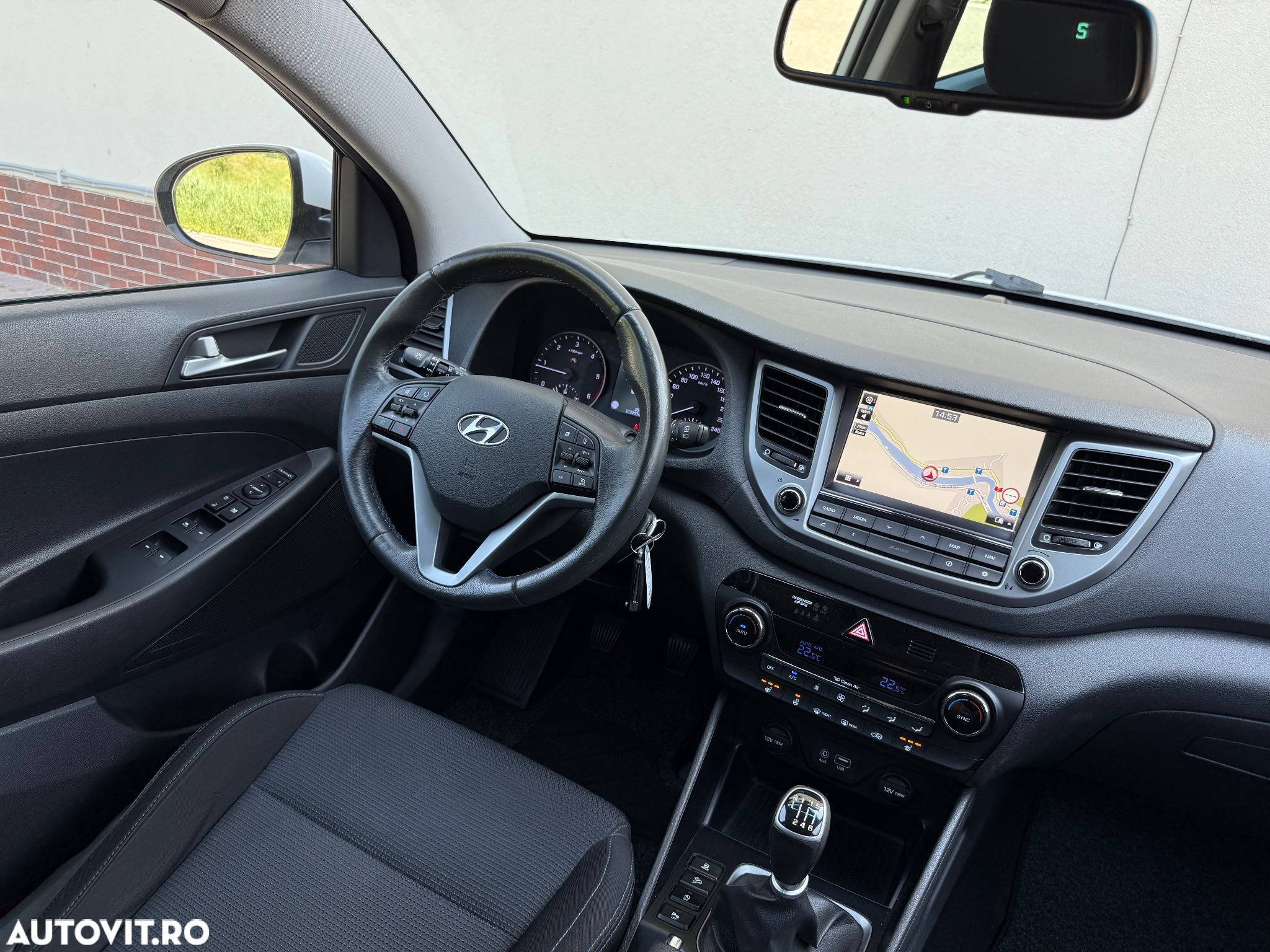 Hyundai Tucson blue 1.7 CRDi 2WD Style - 19