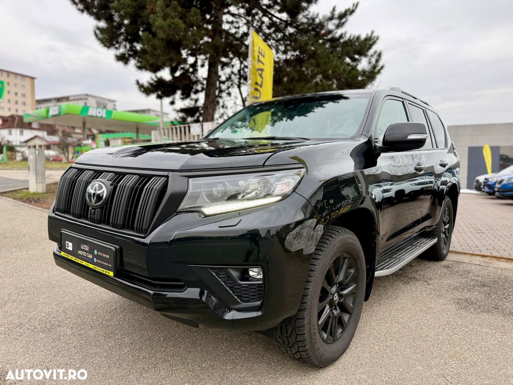 Toyota Land Cruiser 2.8l D-4D 204 CP A/T Luxury Black Matte Edition - 1