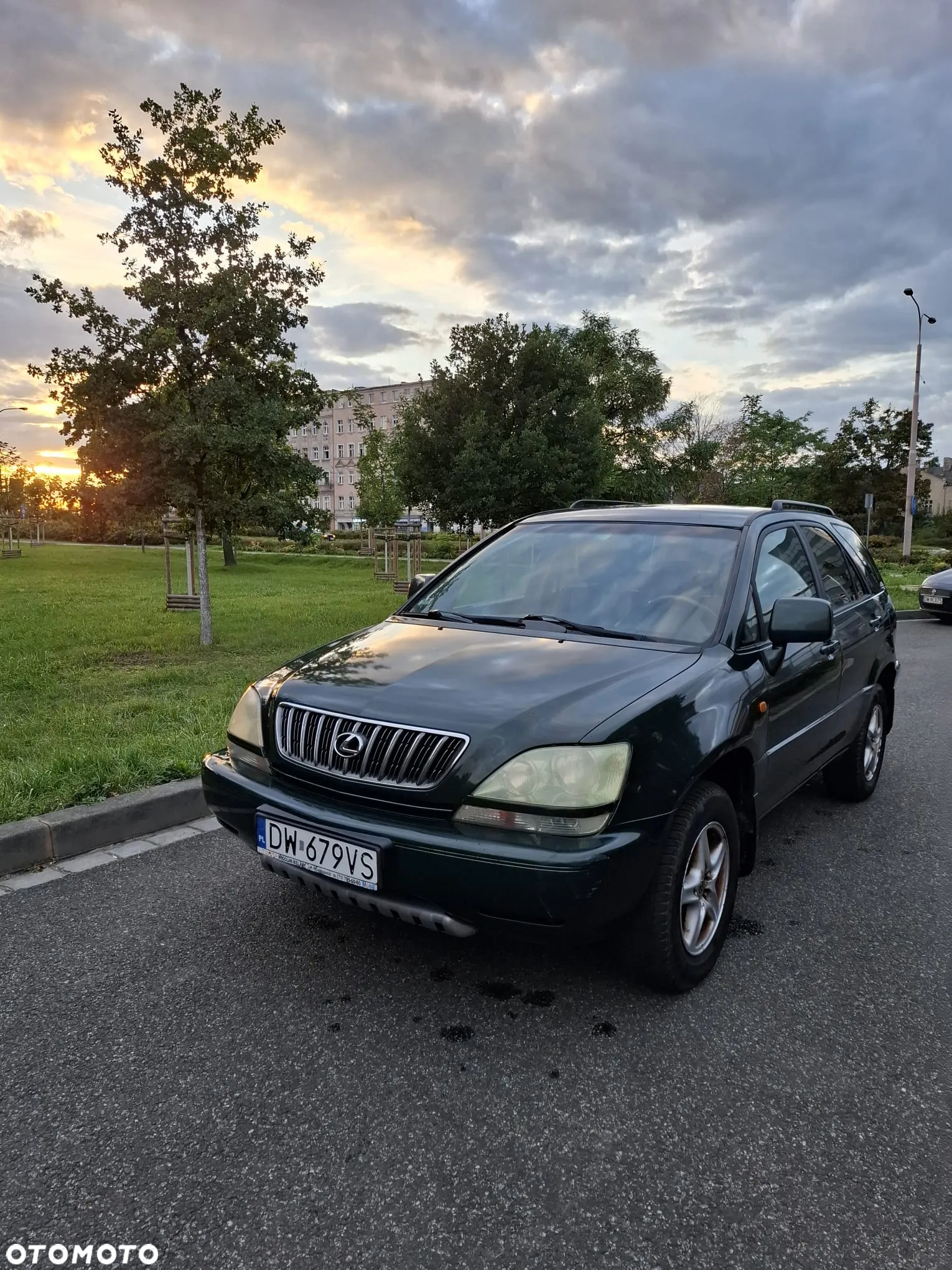 Lexus RX 300 - 2
