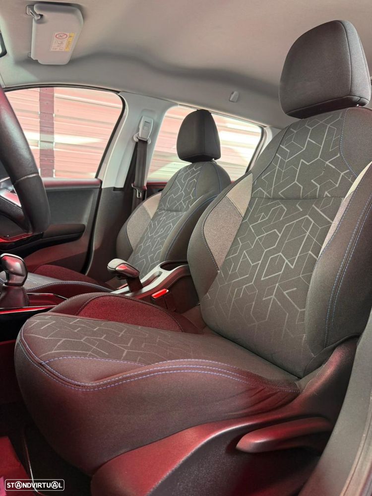 Peugeot 2008 1.2 PureTech Style - 10