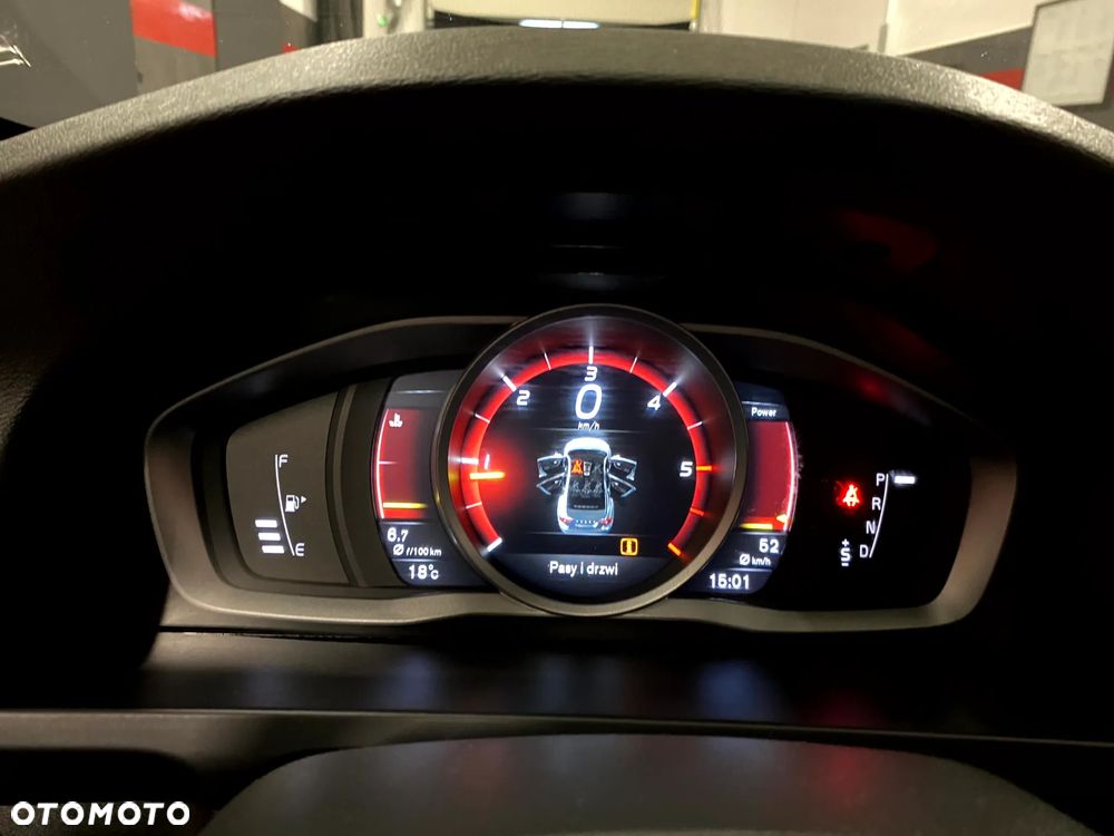 Volvo S60 D4 Drive-E R-Design Momentum - 17