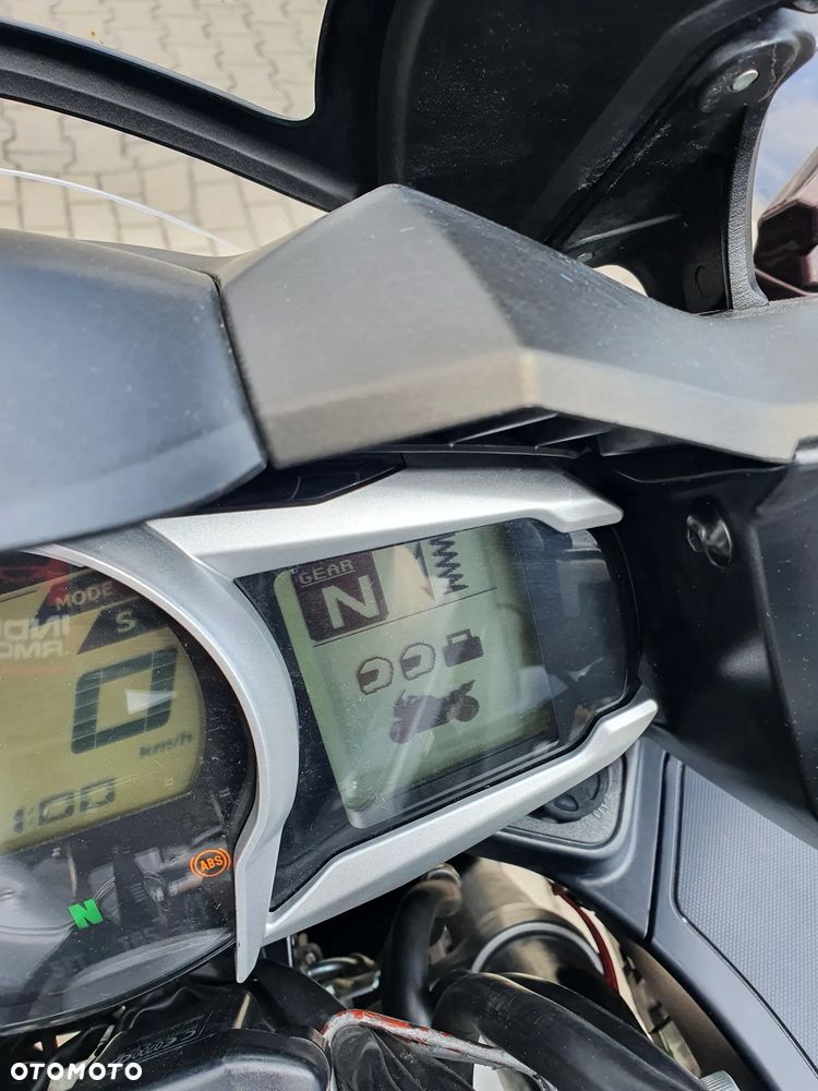 Yamaha FJR - 15
