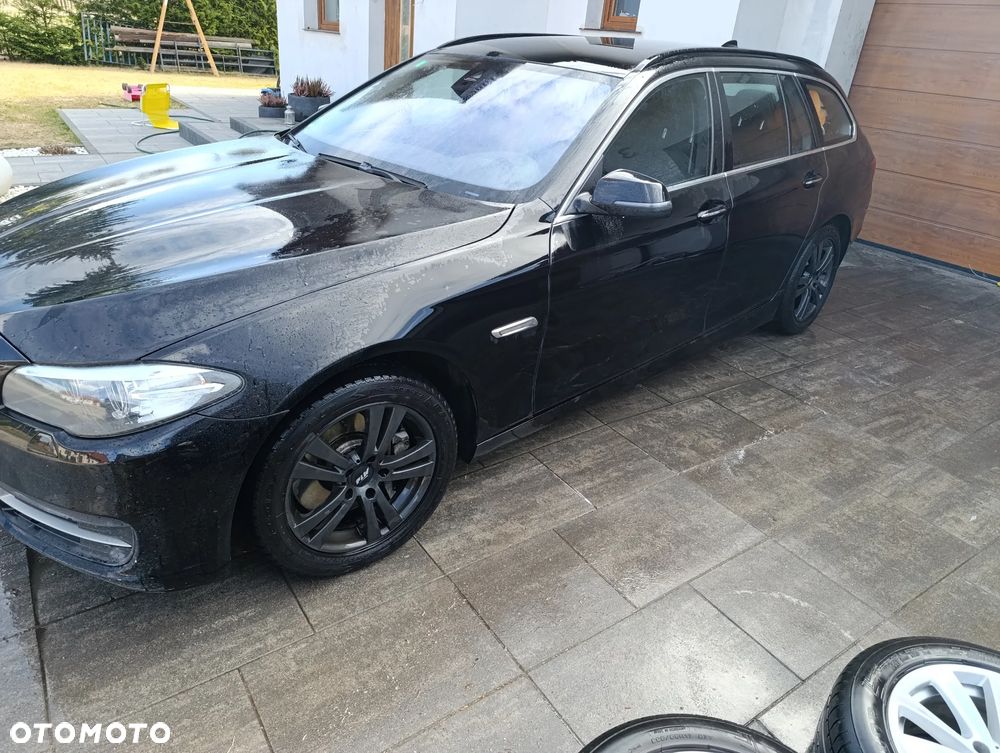 BMW Seria 5 528i xDrive - 11