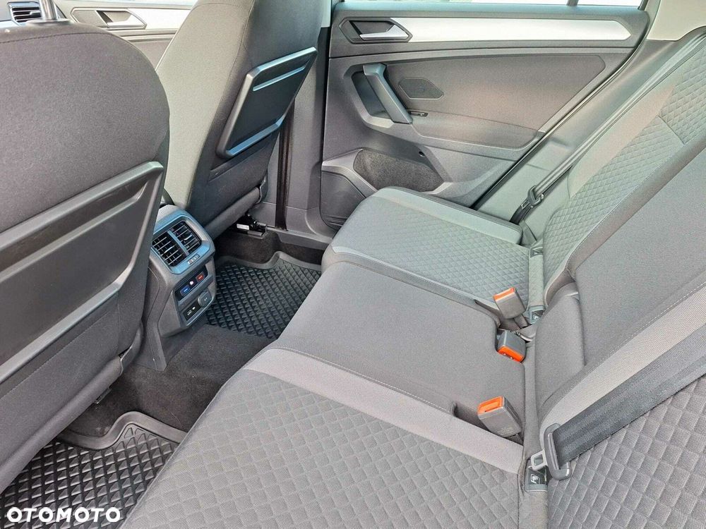 Volkswagen Tiguan 1.5 TSI EVO Comfortline DSG - 13
