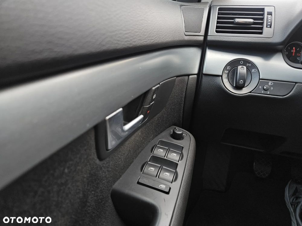 Audi A4 Avant - 8