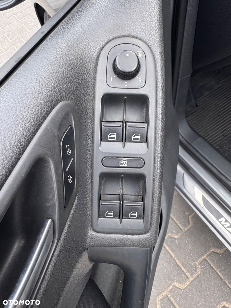 Volkswagen Golf - 14
